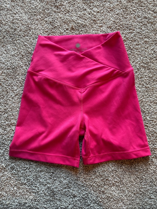 Yogalicious Pants - Yogalicious V-Waist Hot Pink Bike Shorts